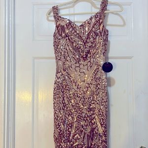 This a new dress, never wear